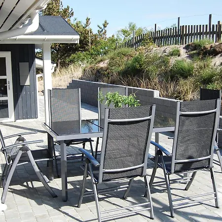 3 Bedroom Lovely In Henne 헨느스트랜드